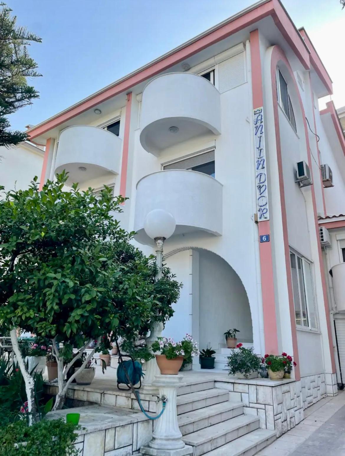 Apartment Your Sea Nest Budva