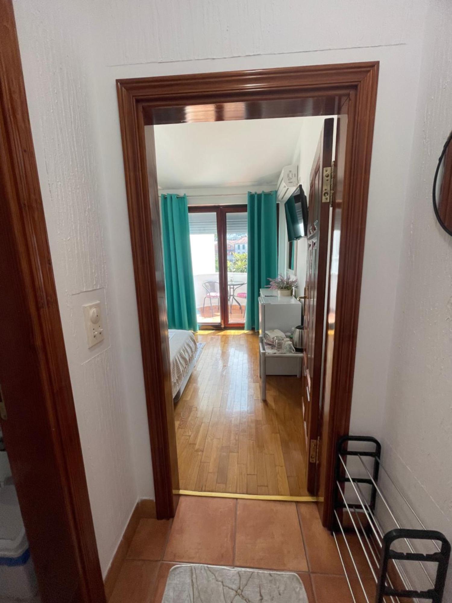 Your Sea Nest Apartment Budva